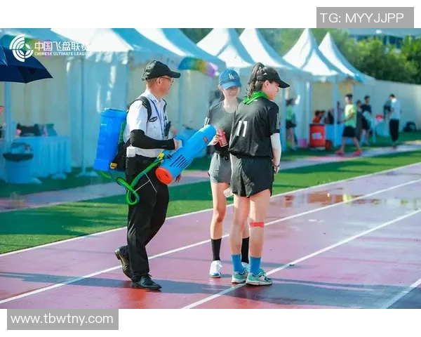 刘强独家分享飞盘技巧与心得体会助你提升飞盘水平